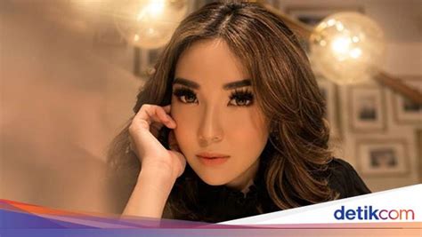 Heboh Video Seks, Foto Gisel dan Tulisan 19 Detik di Belakang。